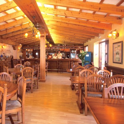 Bar Restaurant in Cala'n Porter, Menorca